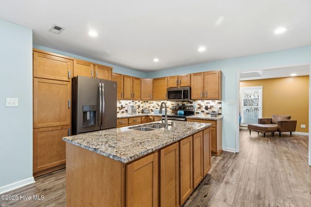 3206 Monticello Drive, Wilmington, NC 28405