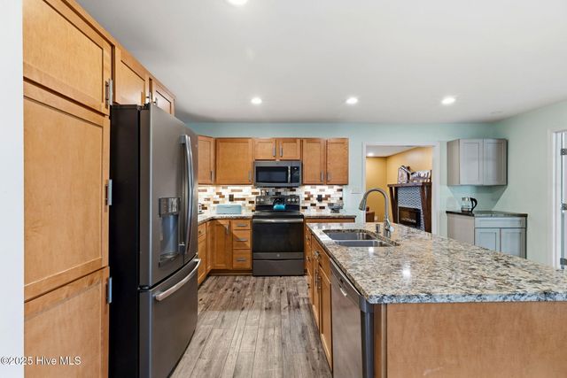 3206 Monticello Drive, Wilmington, NC 28405