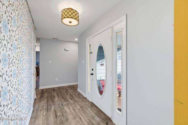 3206 Monticello Drive, Wilmington, NC 28405