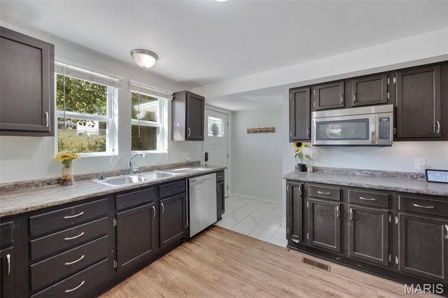 601 S 5th Street, Festus, MO 63028