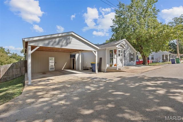 601 S 5th Street, Festus, MO 63028