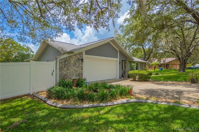 7112 N Croton Point, Hernando, FL 34442