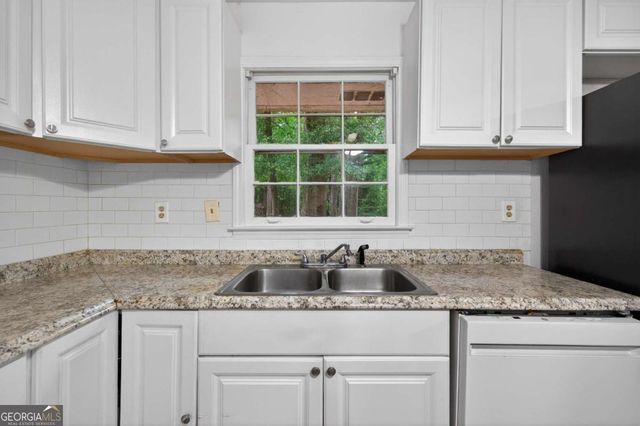 4894 Candlewood Lane, Stone Mountain, GA 30088