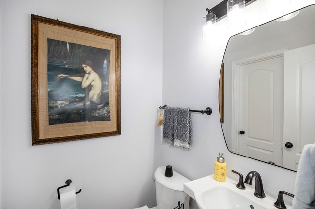 601 Canyon Crest Drive, League City, TX 77573