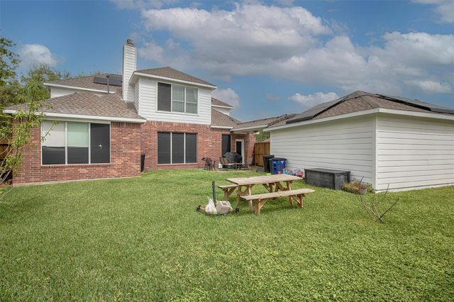 601 Canyon Crest Drive, League City, TX 77573