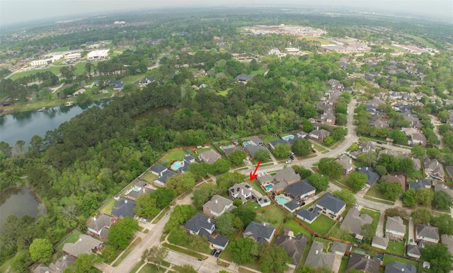 601 Canyon Crest Drive, League City, TX 77573