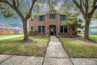 601 Canyon Crest Drive, League City, TX 77573