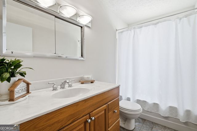 5345 Green Cove Road, Gainesville, GA 30504