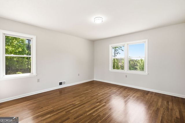 5345 Green Cove Road, Gainesville, GA 30504