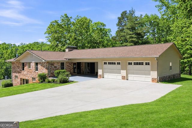 5345 Green Cove Road, Gainesville, GA 30504