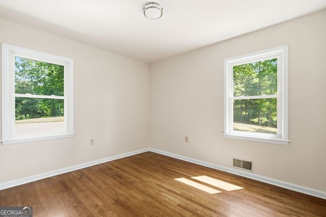 5345 Green Cove Road, Gainesville, GA 30504