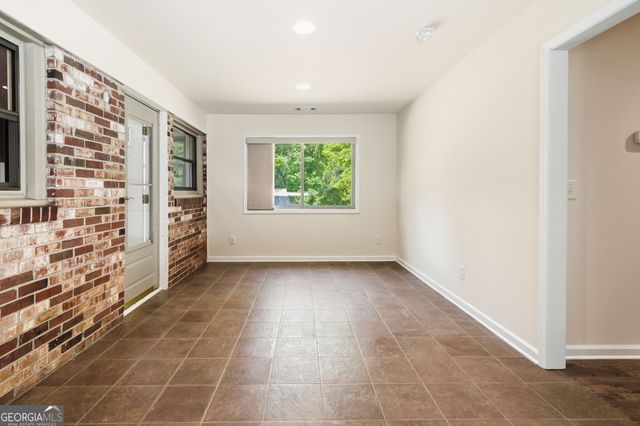 5345 Green Cove Road, Gainesville, GA 30504