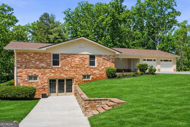5345 Green Cove Road, Gainesville, GA 30504