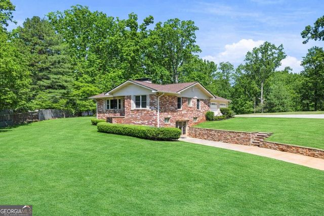 5345 Green Cove Road, Gainesville, GA 30504