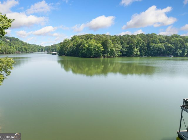 5345 Green Cove Road, Gainesville, GA 30504
