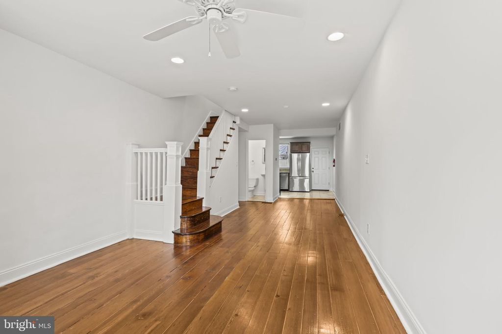 1207 N PALETHORP ST, PHILADELPHIA, PA 19122 — photo 3
