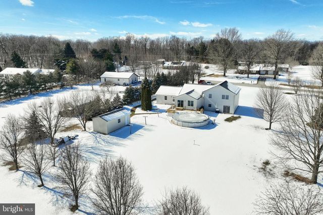 1975 SMITH STATION RD, Hanover, PA 17331