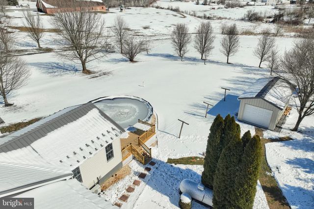 1975 SMITH STATION RD, Hanover, PA 17331