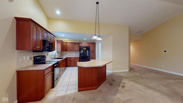 7804 Rosa Drive, Indianapolis, IN 46237