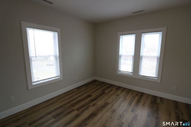 6 Mary Street, Shelton, CT 06484