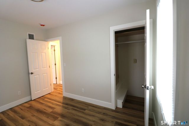 6 Mary Street, Shelton, CT 06484