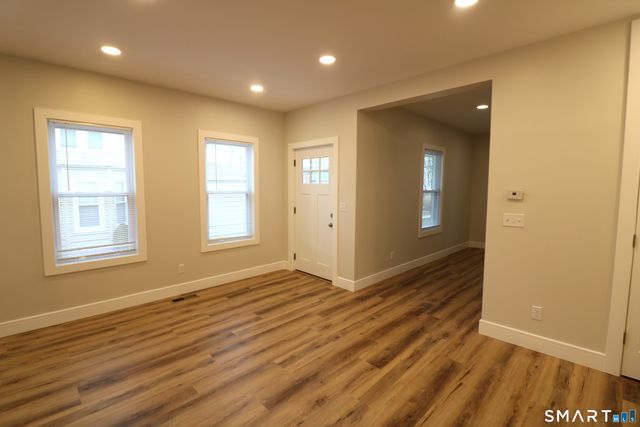 6 Mary Street, Shelton, CT 06484