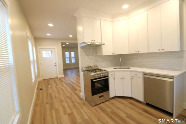 6 Mary Street, Shelton, CT 06484