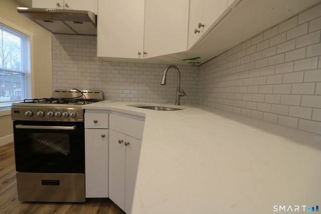 6 Mary Street, Shelton, CT 06484