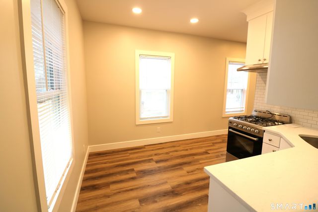 6 Mary Street, Shelton, CT 06484