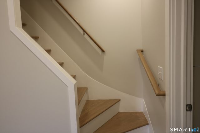 6 Mary Street, Shelton, CT 06484