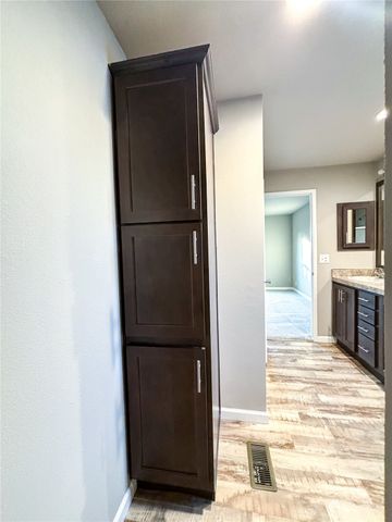 1308 Tollgate Lane, Walla Walla, WA 99362