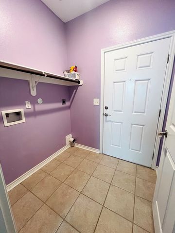 140 Lavaca Circ, Rockport, TX 78382