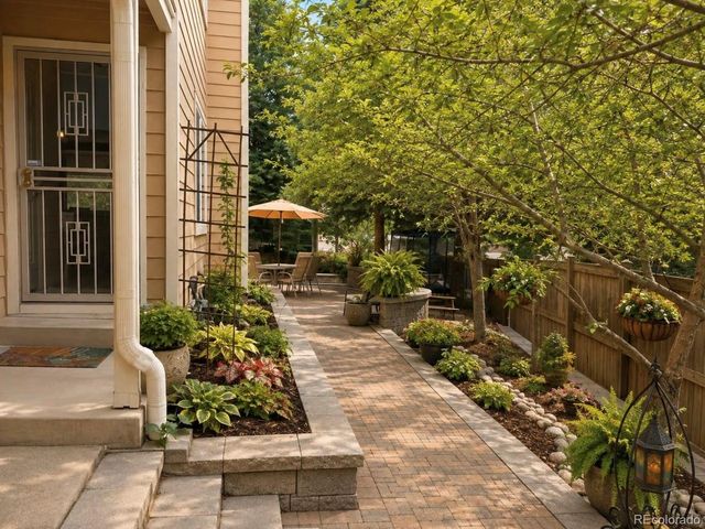 2191 E Phillips Lane, Centennial, CO 80122