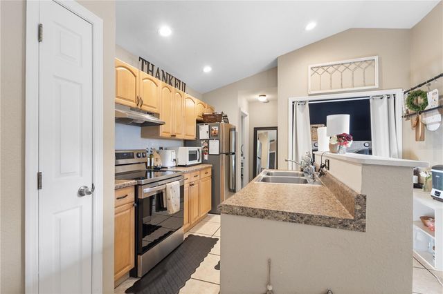 308 SW 2ND AVENUE, Chiefland, FL 32626