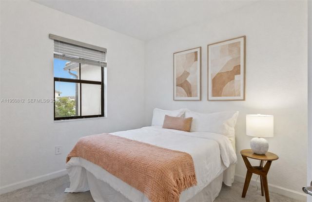 13071 SW 232nd Ln, Miami, FL 33170