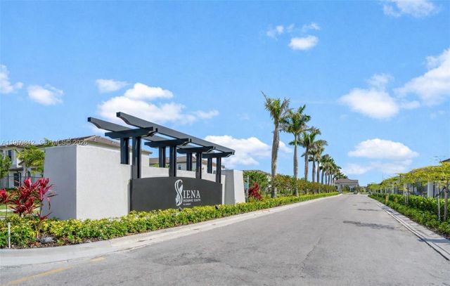 13071 SW 232nd Ln, Miami, FL 33170