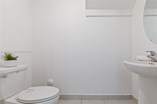 13071 SW 232nd Ln, Miami, FL 33170