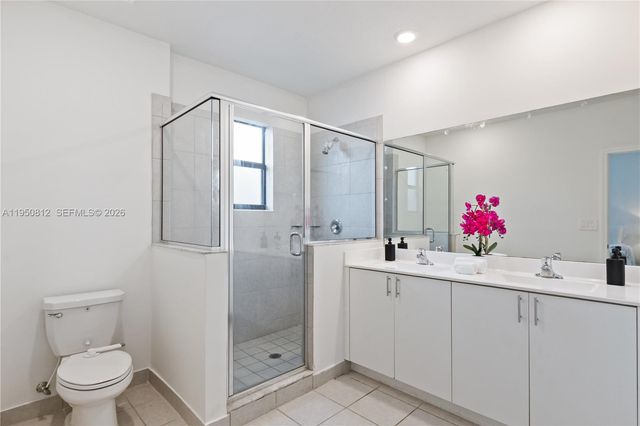 13071 SW 232nd Ln, Miami, FL 33170