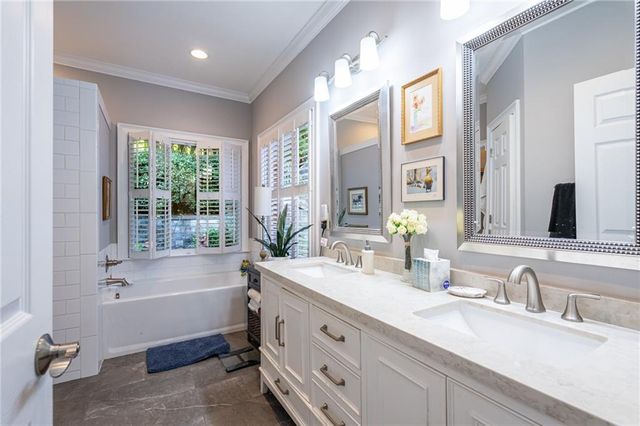 140 Vinings Court, Rome, GA 30161