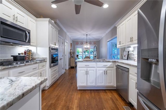 140 Vinings Court, Rome, GA 30161