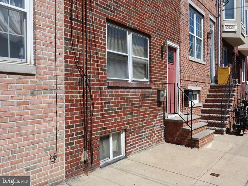 2011 CARPENTER ST, PHILADELPHIA, PA 19146 — photo 4