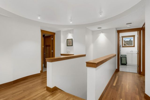 3248 Crestmoor Drive, Woodbury, MN 55125