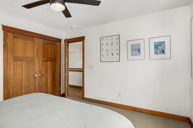 3248 Crestmoor Drive, Woodbury, MN 55125