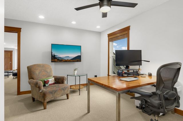 3248 Crestmoor Drive, Woodbury, MN 55125