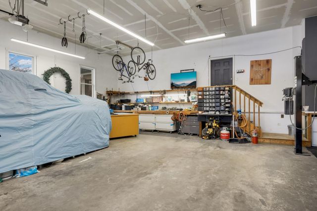 3248 Crestmoor Drive, Woodbury, MN 55125