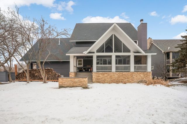 3248 Crestmoor Drive, Woodbury, MN 55125