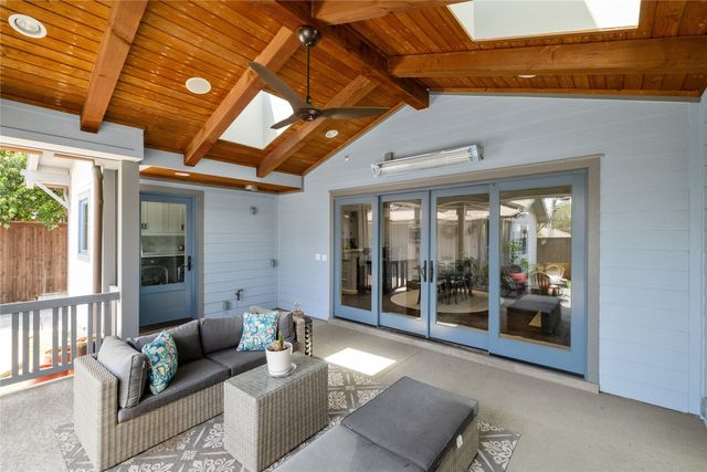 6842 Merrilee Lane, Dallas, TX 75214