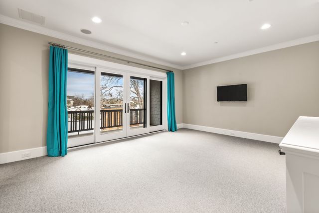 6842 Merrilee Lane, Dallas, TX 75214