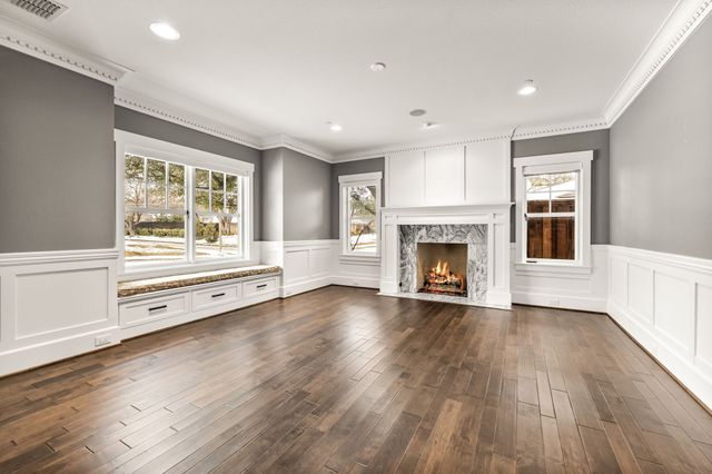 6842 Merrilee Lane, Dallas, TX 75214