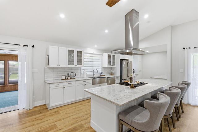 815 Schilling Drive, Dyer, IN 46311